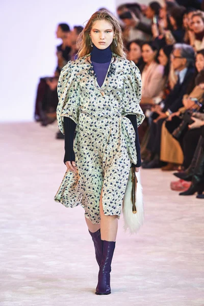 Look 42